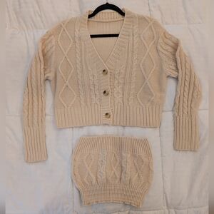 Cream Cable Knit Women's Sweater Set